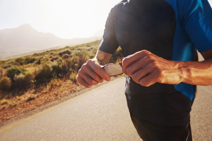 why stomach discomfort running