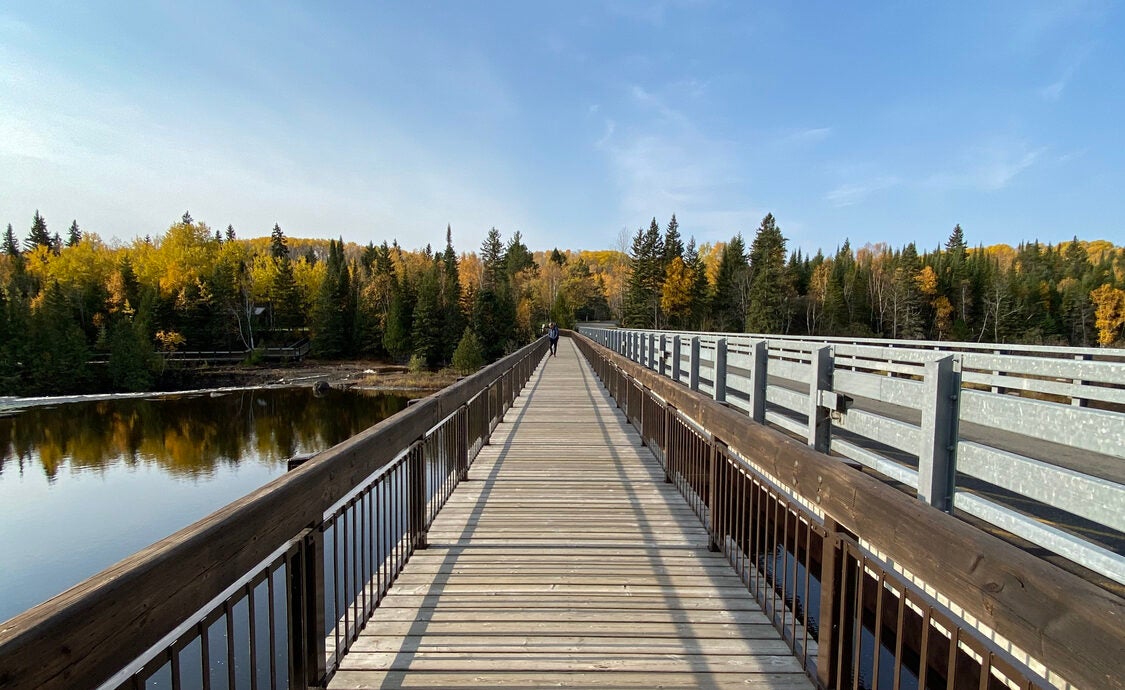 trail running ontario canada